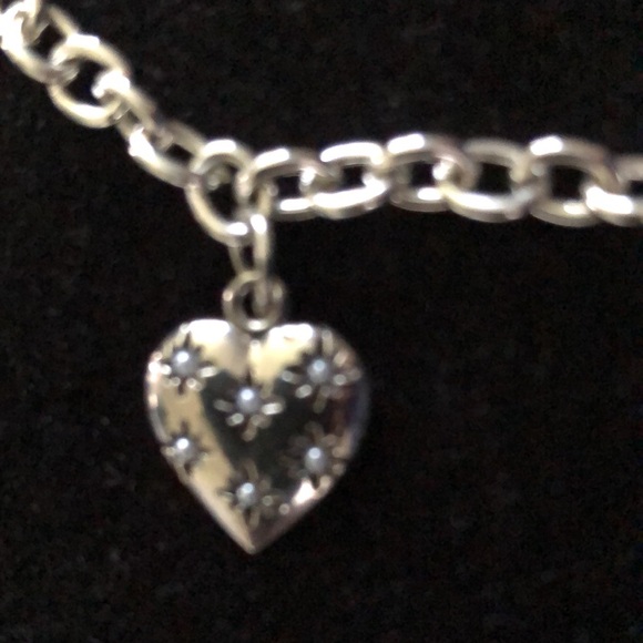 Elegant Silver and Gold Heart Charm Bracelet - Picture 9 of 10